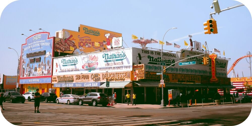 How Cities Grow Big: From Local Gem to Global Icon